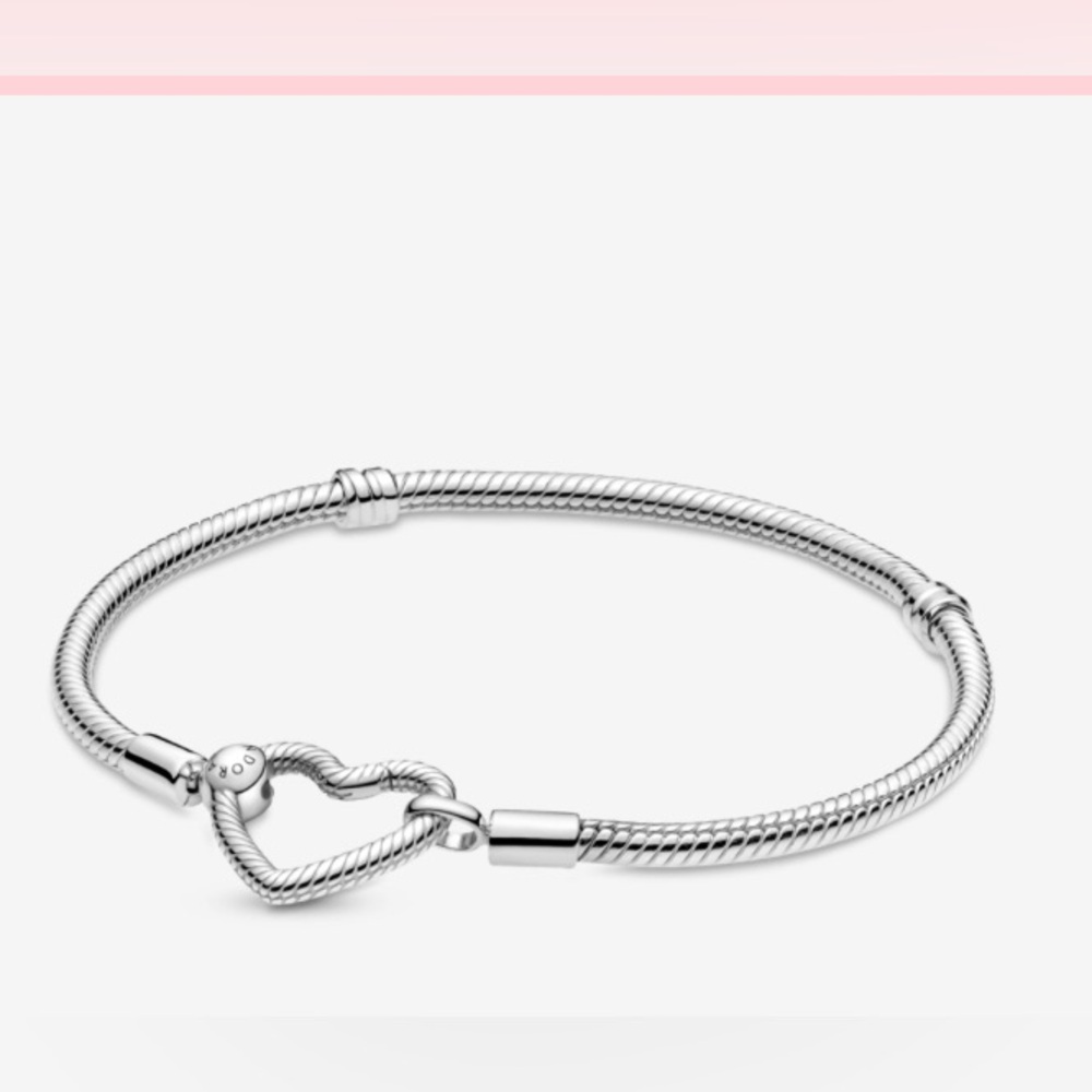 Pandora Silver Heart Charm Bracelet - Picture 3 of 6